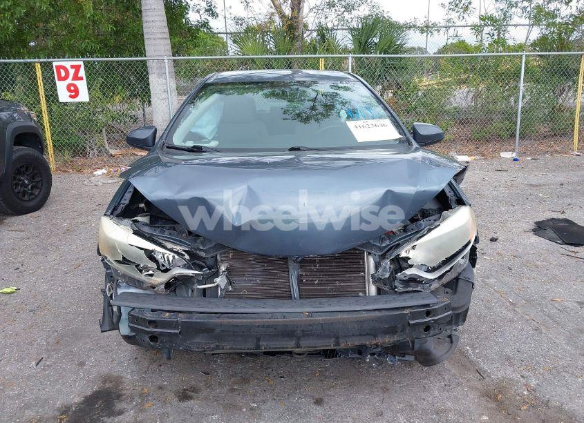 Photo 12 of 2014 Toyota Corolla L (VIN 2T1BURHE5EC219566)