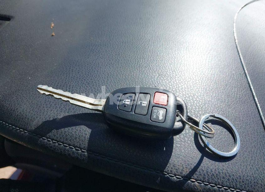 Photo 11 of 2015 Toyota Corolla S PLUS (VIN 2T1BURHE5FC229922)