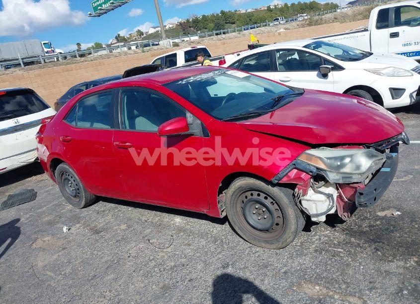 2015 Toyota Corolla LE (VIN 2T1BURHE5FC235509) main photo