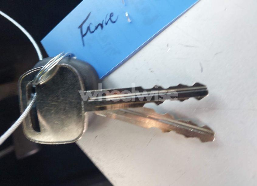 Photo 11 of 2015 Toyota Corolla LE (VIN 2T1BURHE5FC235509)