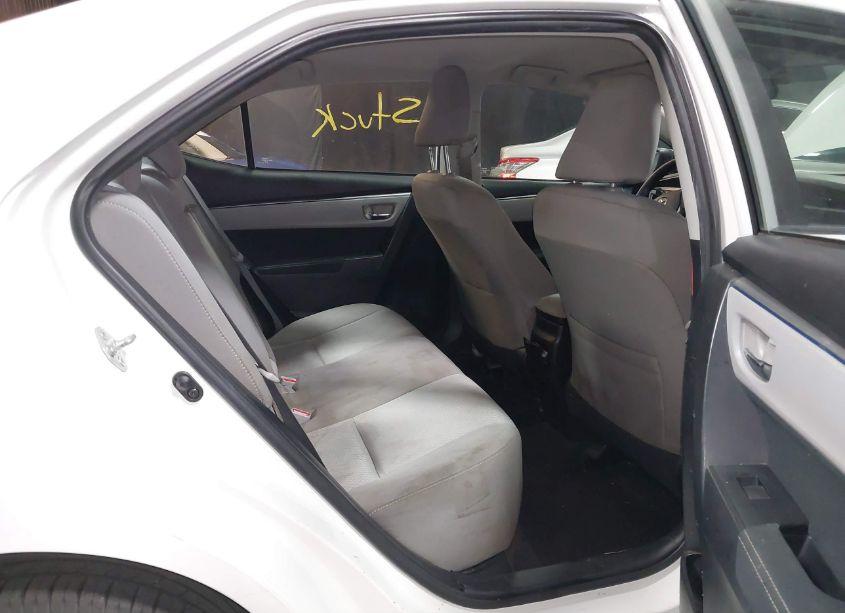 Photo 8 of 2015 Toyota Corolla LE (VIN 2T1BURHE5FC268591)