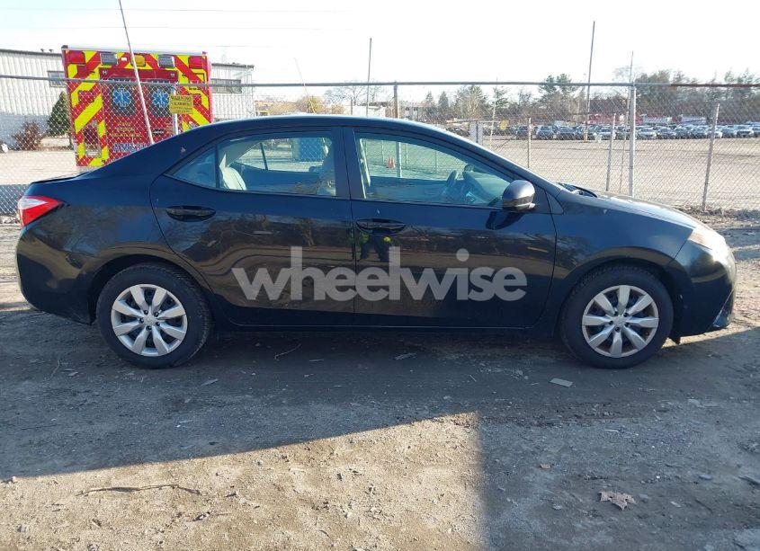 Photo 13 of 2015 Toyota Corolla LE (VIN 2T1BURHE5FC276559)