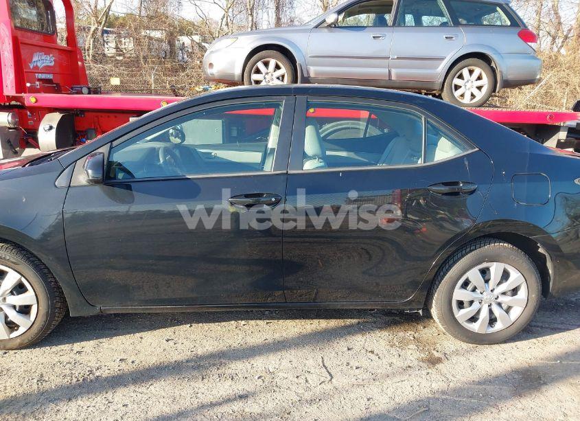 Photo 14 of 2015 Toyota Corolla LE (VIN 2T1BURHE5FC276559)