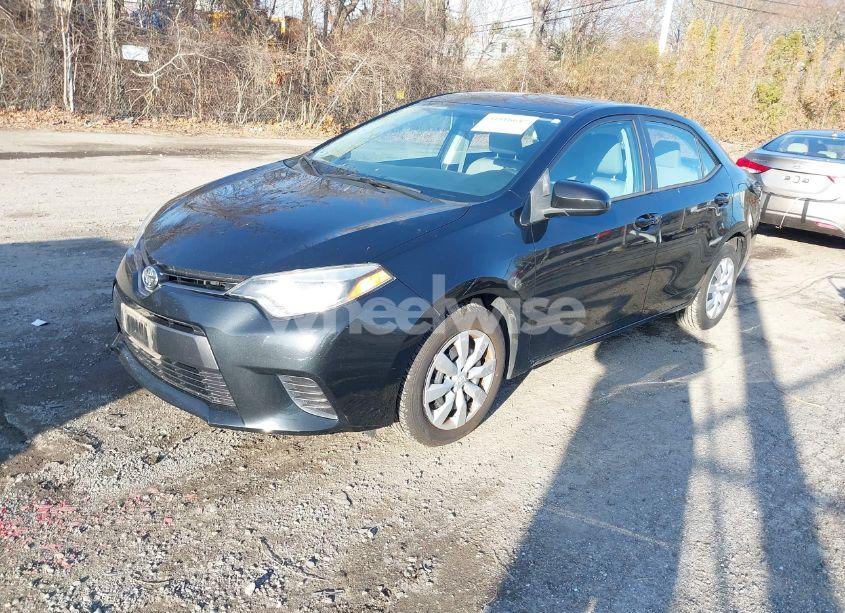 Photo 2 of 2015 Toyota Corolla LE (VIN 2T1BURHE5FC276559)