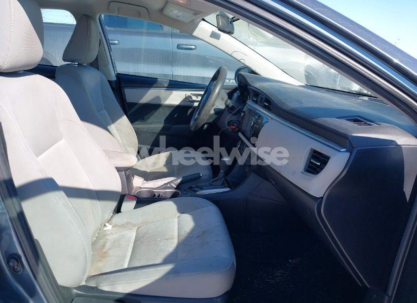 Photo 5 of 2015 Toyota Corolla LE (VIN 2T1BURHE5FC289635)