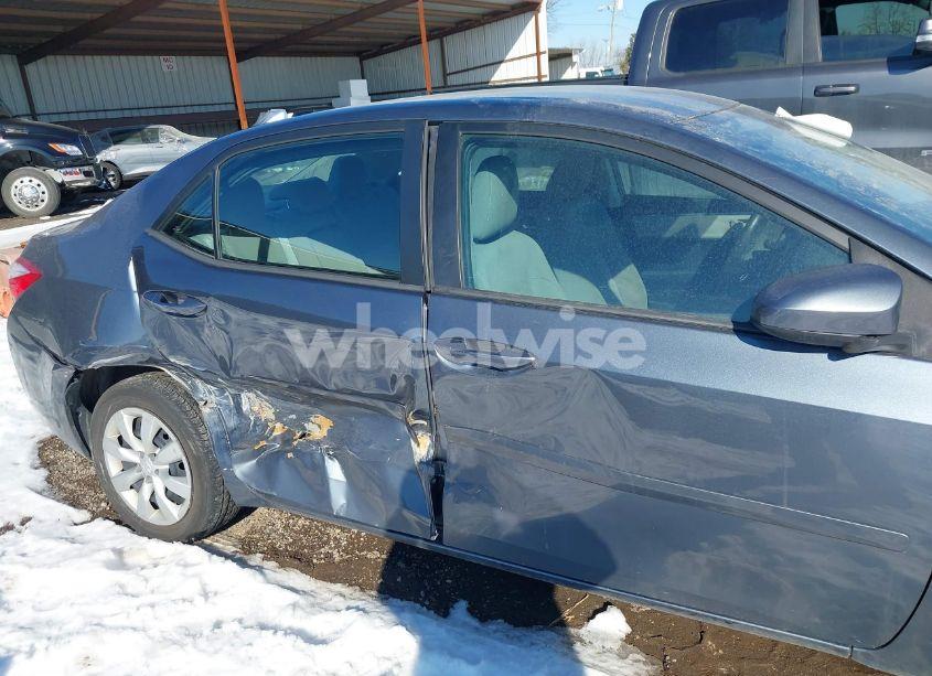 Photo 6 of 2015 Toyota Corolla LE (VIN 2T1BURHE5FC289635)