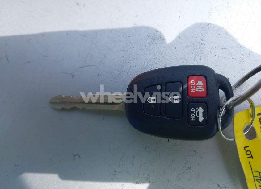 Photo 11 of 2015 Toyota Corolla L/LE/LE PLS/PRM/S/S PLS (VIN 2T1BURHE5FC299713)