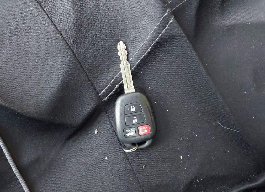 Photo 11 of 2015 Toyota Corolla LE (VIN 2T1BURHE5FC299727)