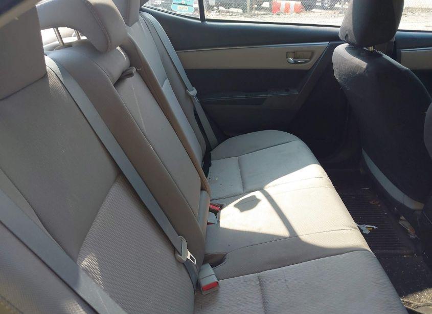 Photo 8 of 2015 Toyota Corolla LE (VIN 2T1BURHE5FC299727)