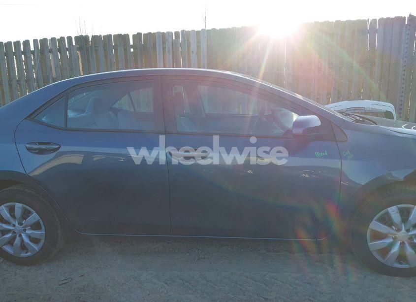 Photo 14 of 2015 Toyota Corolla LE (VIN 2T1BURHE5FC303159)