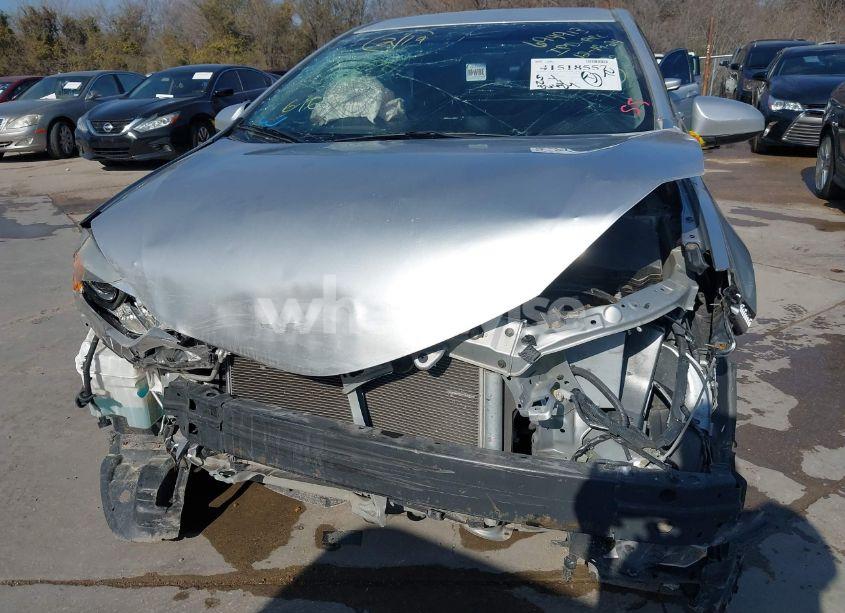 Photo 6 of 2015 Toyota Corolla LE PLUS (VIN 2T1BURHE5FC311262)