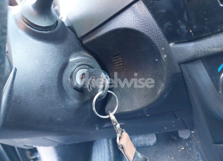 Photo 11 of 2015 Toyota Corolla S PLUS (VIN 2T1BURHE5FC312539)