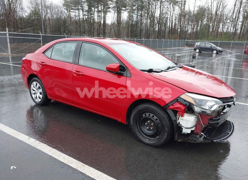 2015 Toyota Corolla LE (VIN 2T1BURHE5FC321743) main photo