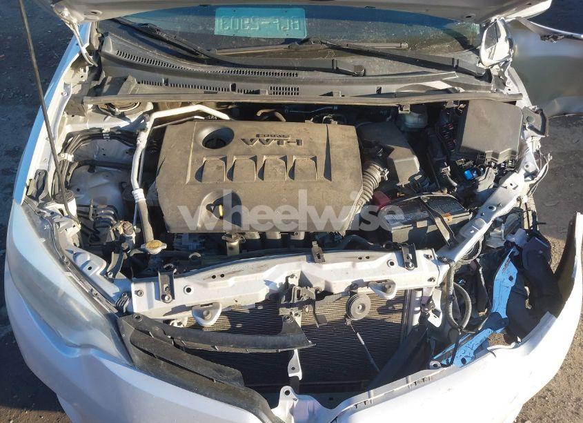 Photo 10 of 2015 Toyota Corolla L (VIN 2T1BURHE5FC331656)