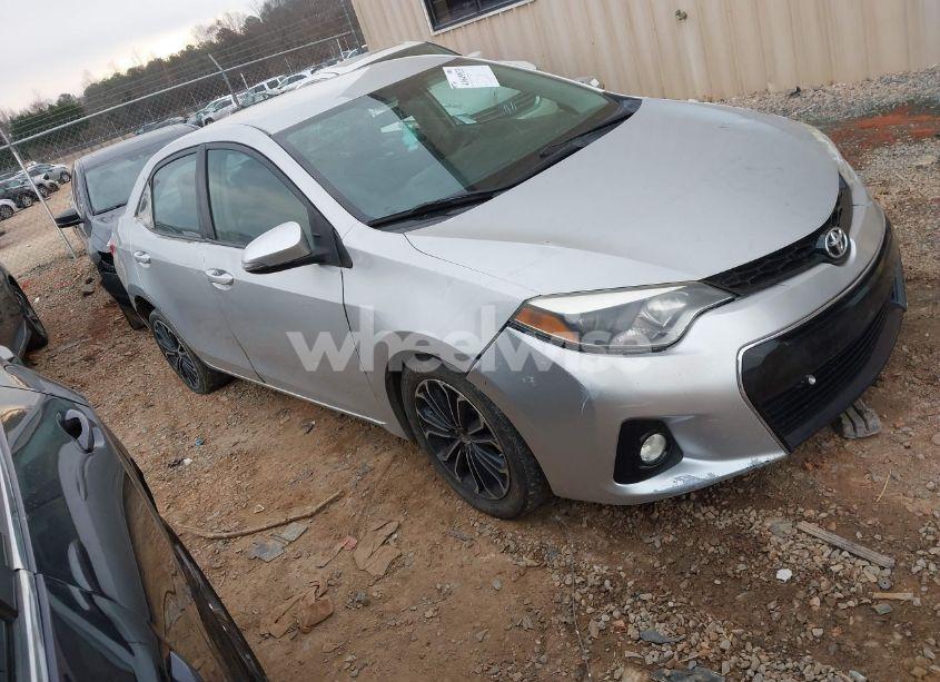 2015 Toyota Corolla S PLUS (VIN 2T1BURHE5FC334699) main photo