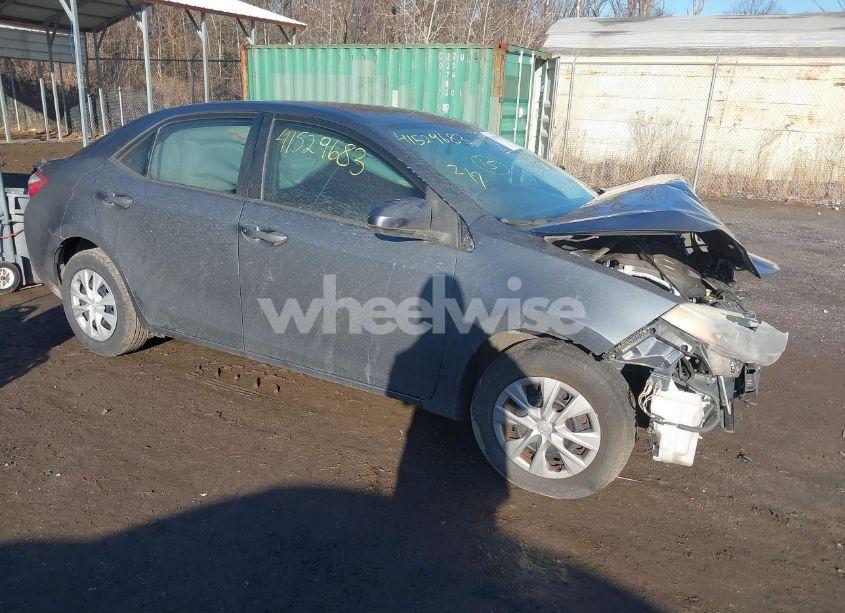 2015 Toyota Corolla L (VIN 2T1BURHE5FC351356) main photo