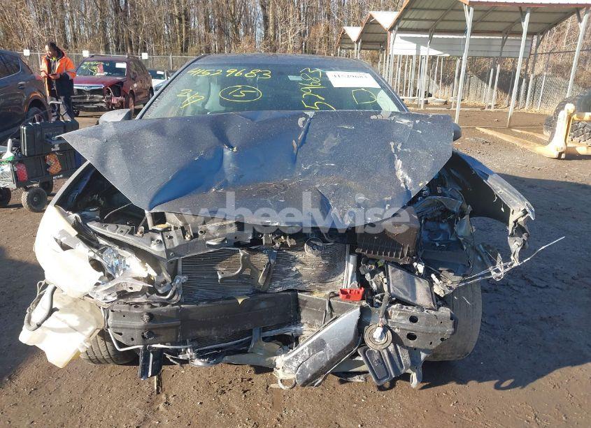 Photo 12 of 2015 Toyota Corolla L (VIN 2T1BURHE5FC351356)