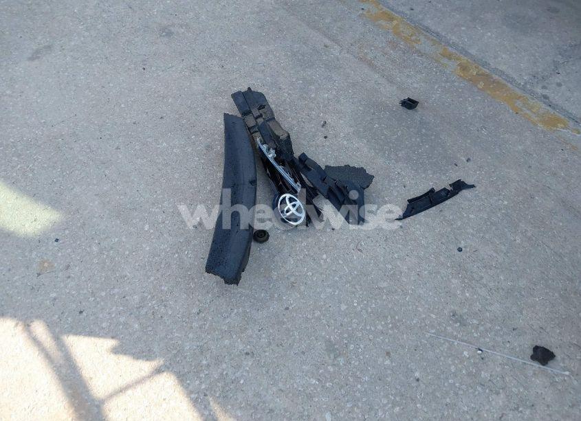 Photo 12 of 2015 Toyota Corolla S PLUS (VIN 2T1BURHE5FC365922)