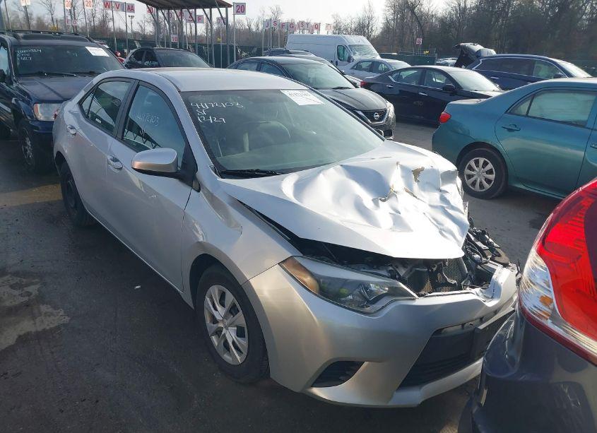 Photo 12 of 2015 Toyota Corolla L (VIN 2T1BURHE5FC372417)