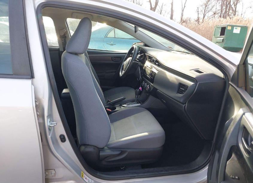 Photo 5 of 2015 Toyota Corolla L (VIN 2T1BURHE5FC372417)