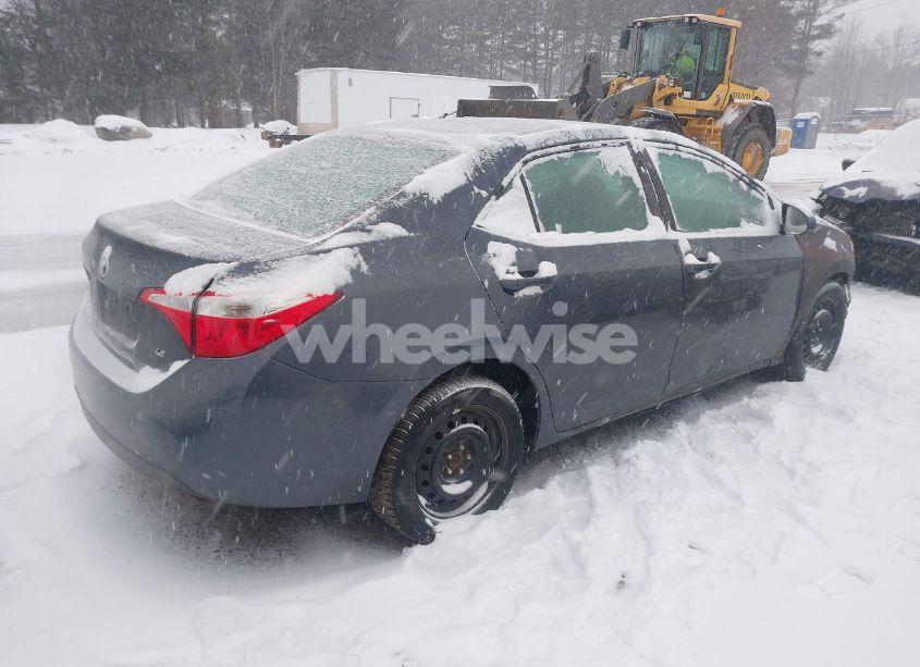 Photo 4 of 2015 Toyota Corolla LE (VIN 2T1BURHE5FC391503)