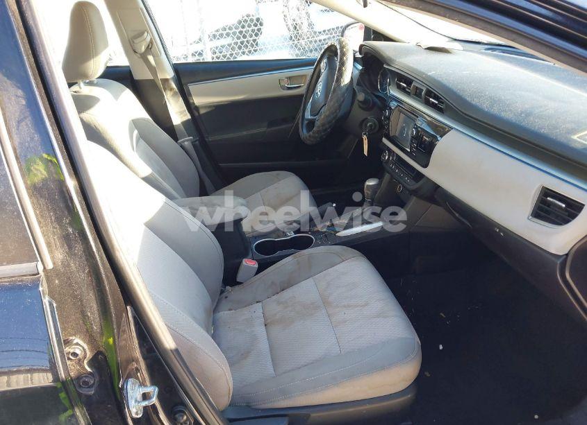 Photo 5 of 2015 Toyota Corolla LE (VIN 2T1BURHE5FC407649)