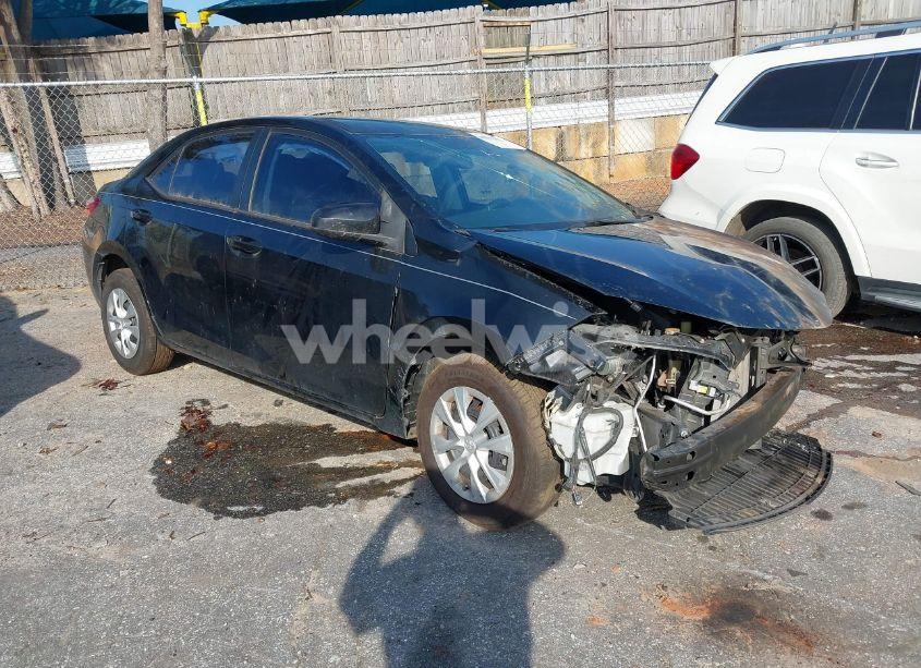 2015 Toyota Corolla L (VIN 2T1BURHE5FC412768) main photo