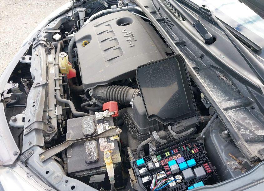 Photo 10 of 2015 Toyota Corolla LE (VIN 2T1BURHE5FC436410)