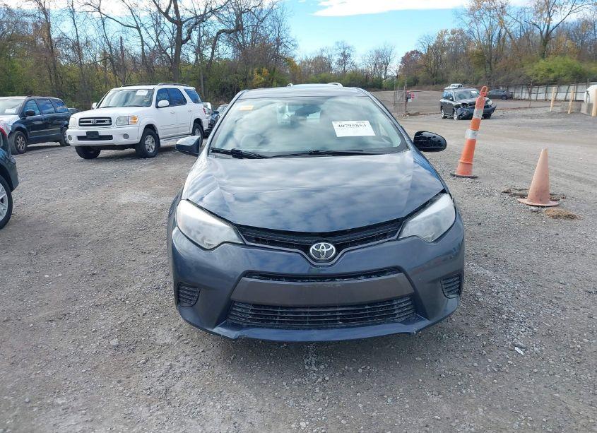 Photo 11 of 2015 Toyota Corolla LE (VIN 2T1BURHE5FC436410)