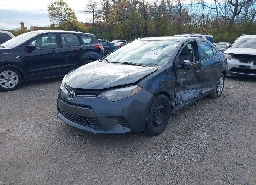 Photo 2 of 2015 Toyota Corolla LE (VIN 2T1BURHE5FC436410)