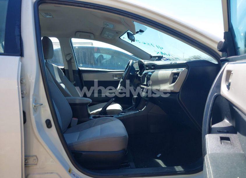 Photo 5 of 2015 Toyota Corolla LE (VIN 2T1BURHE5FC437900)