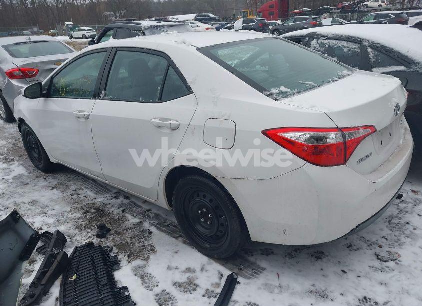 Photo 3 of 2015 Toyota Corolla LE (VIN 2T1BURHE5FC447102)