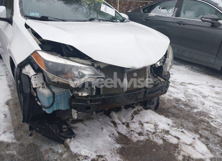 Photo 6 of 2015 Toyota Corolla LE (VIN 2T1BURHE5FC447102)