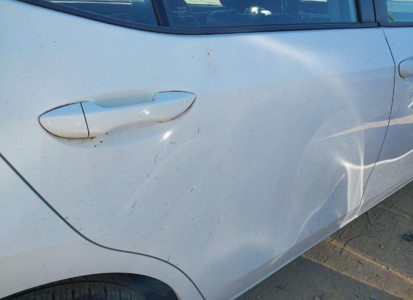 Photo 6 of 2015 Toyota Corolla S PLUS (VIN 2T1BURHE5FC453515)