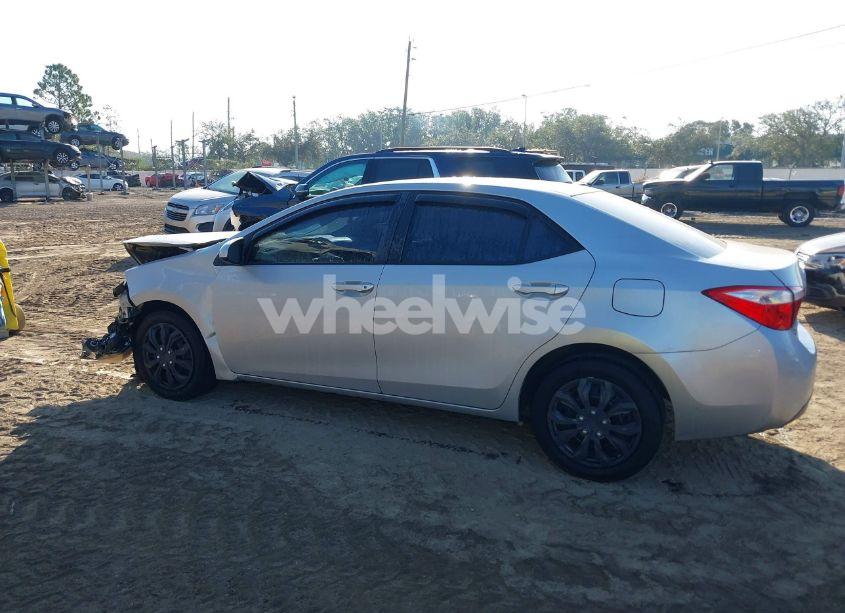 Photo 15 of 2015 Toyota Corolla LE (VIN 2T1BURHE5FC454499)