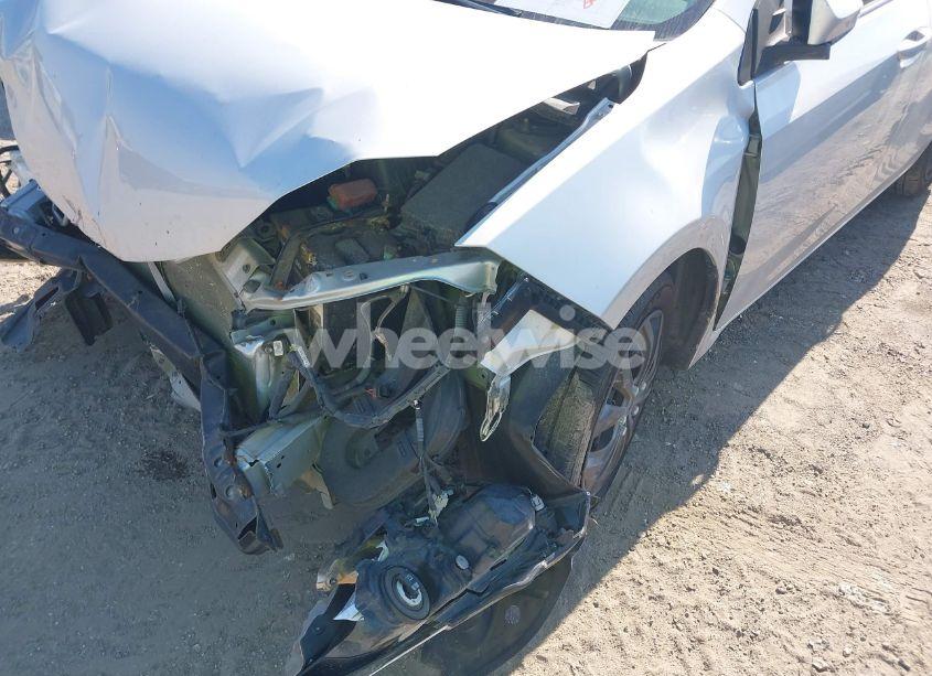 Photo 18 of 2015 Toyota Corolla LE (VIN 2T1BURHE5FC454499)