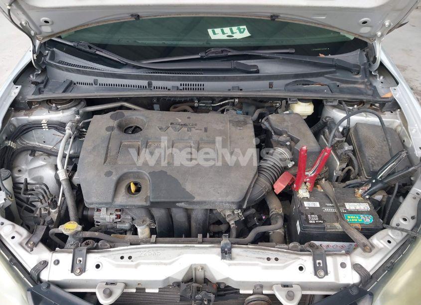 Photo 10 of 2015 Toyota Corolla L (VIN 2T1BURHE5FC461887)