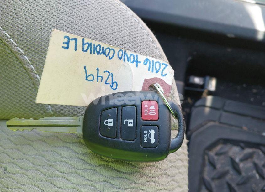 Photo 11 of 2016 Toyota Corolla LE (VIN 2T1BURHE5GC488346)