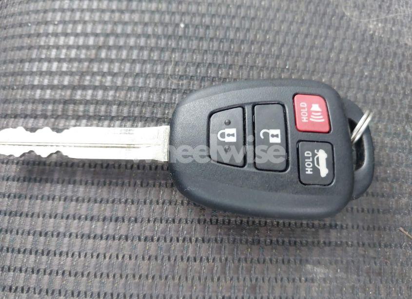 Photo 11 of 2016 Toyota Corolla S PLUS (VIN 2T1BURHE5GC503802)