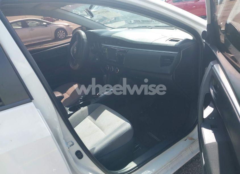 Photo 5 of 2016 Toyota Corolla L (VIN 2T1BURHE5GC510054)