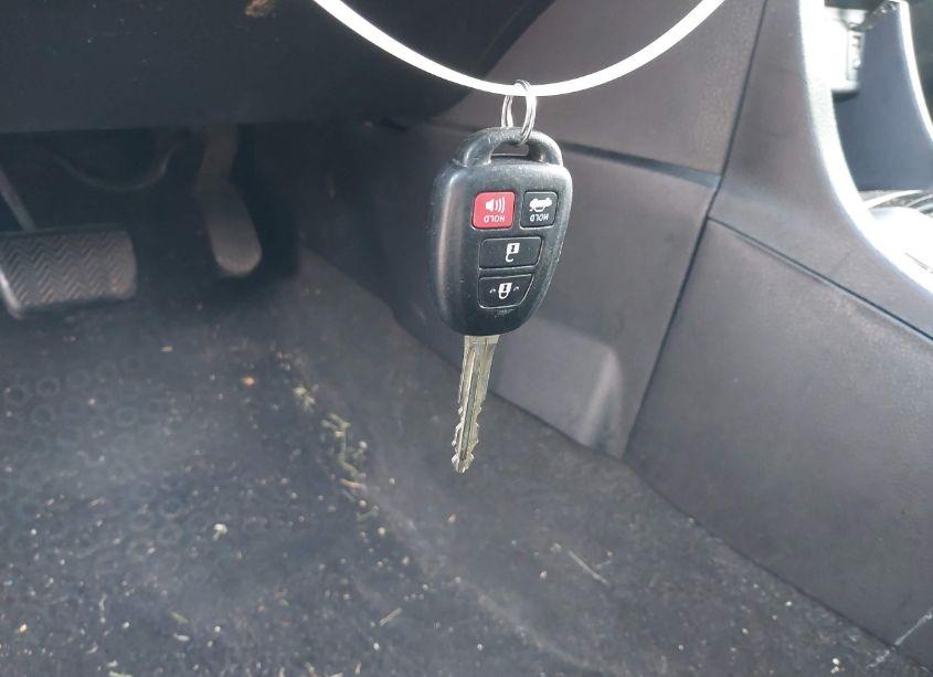 Photo 11 of 2016 Toyota Corolla S PLUS (VIN 2T1BURHE5GC547413)