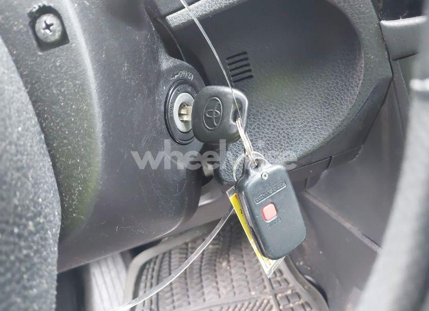 Photo 11 of 2016 Toyota Corolla L (VIN 2T1BURHE5GC551848)