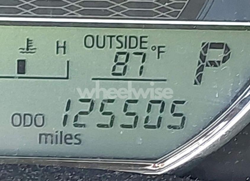 Photo 15 of 2016 Toyota Corolla LE (VIN 2T1BURHE5GC553874)