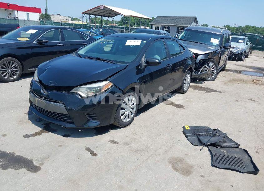 Photo 2 of 2016 Toyota Corolla LE (VIN 2T1BURHE5GC553874)