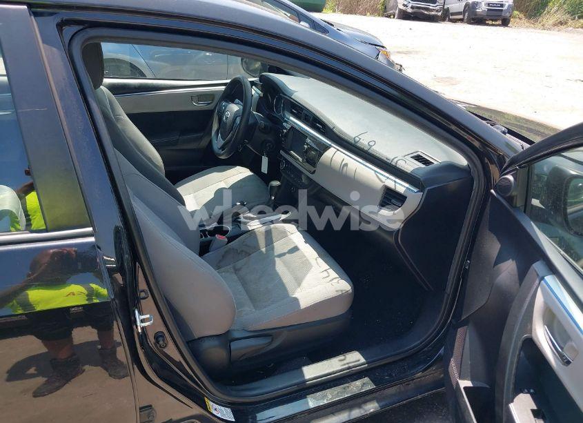 Photo 5 of 2016 Toyota Corolla LE (VIN 2T1BURHE5GC553874)