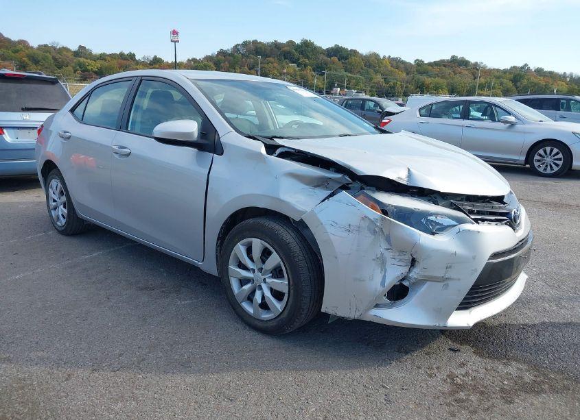 2016 Toyota Corolla LE (VIN 2T1BURHE5GC555804) main photo