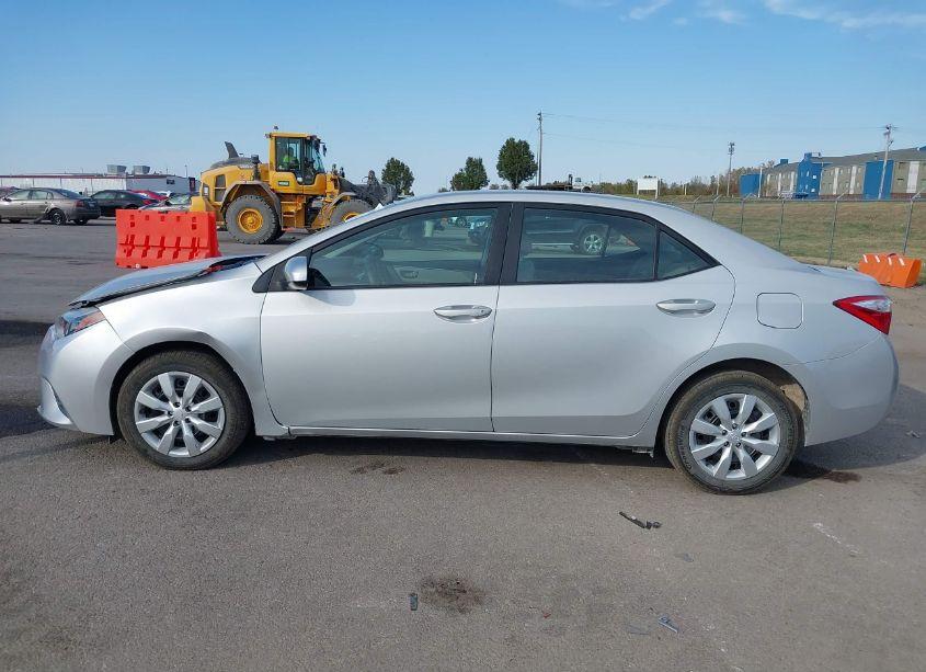 Photo 14 of 2016 Toyota Corolla LE (VIN 2T1BURHE5GC555804)