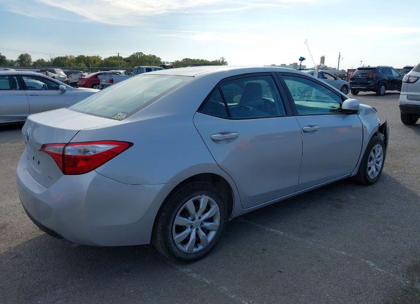 Photo 4 of 2016 Toyota Corolla LE (VIN 2T1BURHE5GC555804)