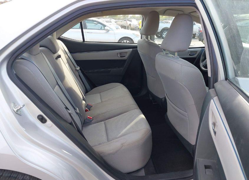 Photo 8 of 2016 Toyota Corolla LE (VIN 2T1BURHE5GC555804)