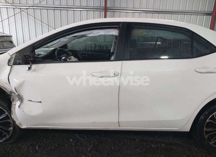 Photo 14 of 2016 Toyota Corolla L/LE/LE PLS/PRM/S/S PLS (VIN 2T1BURHE5GC581626)